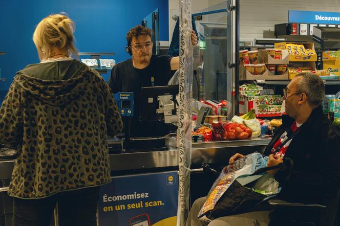 Dans un magasin Lidl, à Marquette-lez-Lille (Nord), le 1ᵉʳ octobre 2026. - AIMÉE THIRION POUR « LE MONDE  »