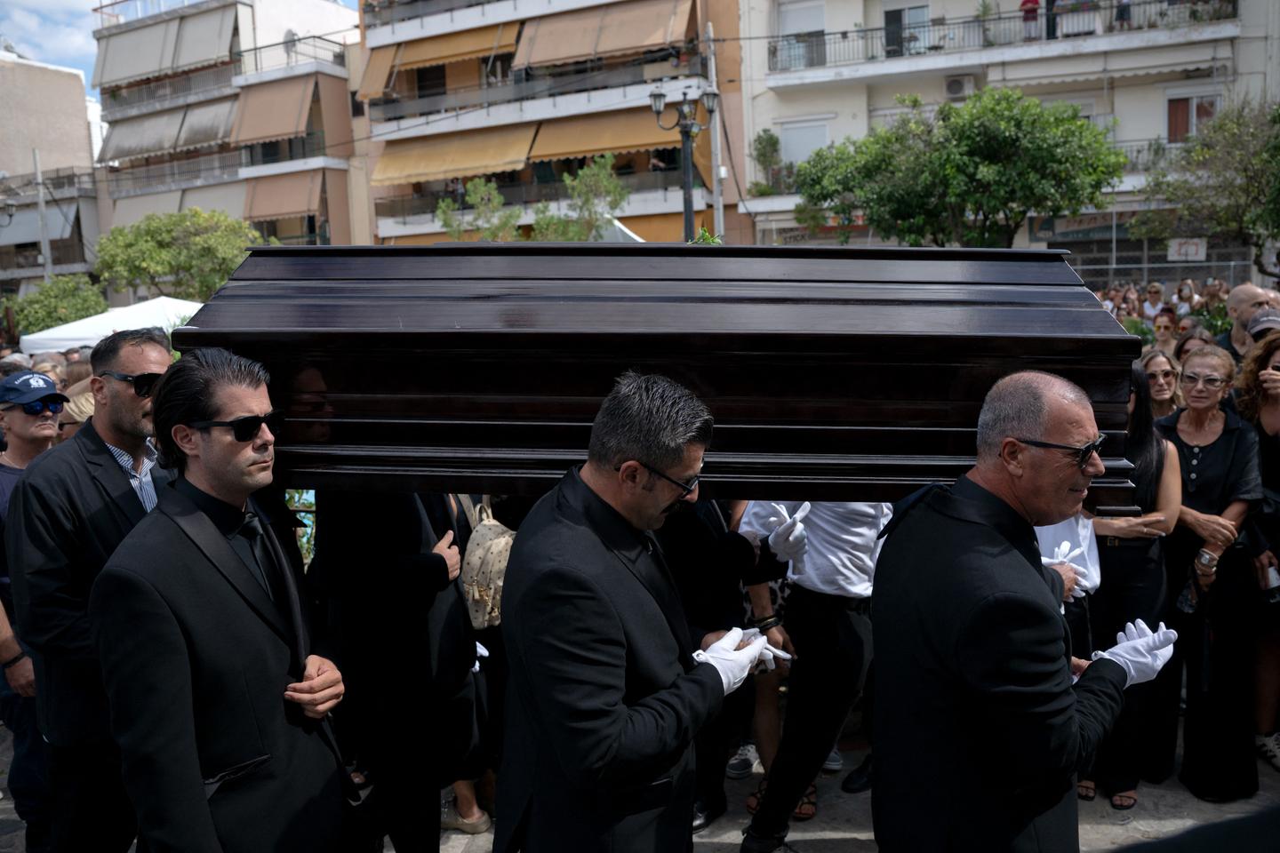 Giorgos Mazonakis Dies at 54 After Plasma Treatment in Athens