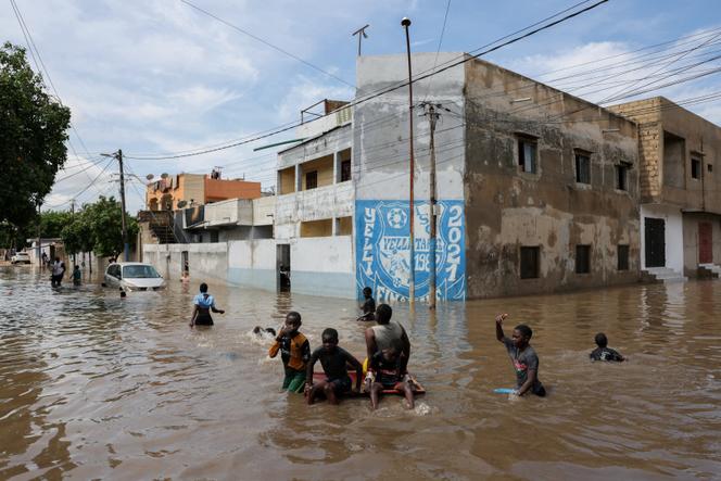 Au Sénégal, Dakar, sous les eaux, se découvre très vulnérable en pleine ...