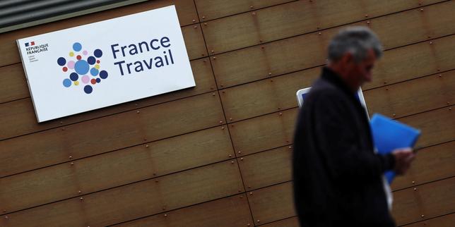 Loi « pour le plein-emploi » : des associations dressent un bilan très critique trois ans après sa mise en oeuvre et demandent un moratoire