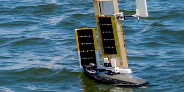 Un voilier robotisé bioinspiré qui tombe du ciel