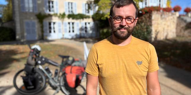 « Ce qui ressort, c’est un sentiment de colère » : Benoit Mathieu, le microcandidat à la présidentielle qui ausculte la France à vélo