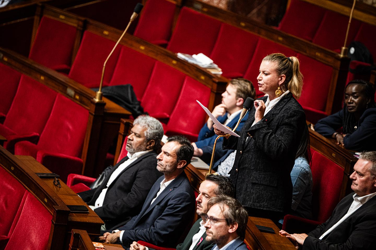 Mathilde Panot faces criticism for refusing pink ribbon