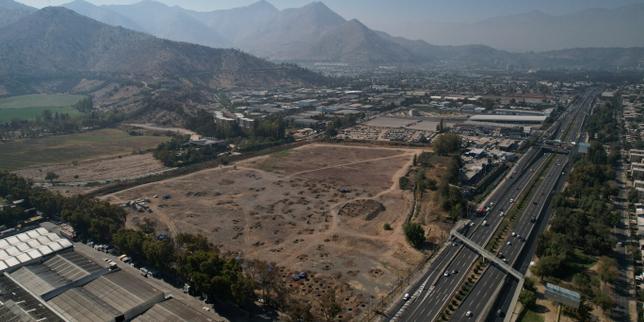 Au Chili, les data centers, portés par le boom de l’IA, encerclent Santiago