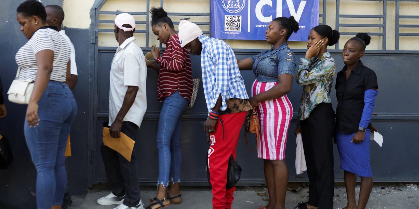 Après le report des élections en Haïti sur fond de violence, la transition politique bascule dans l’incertitude