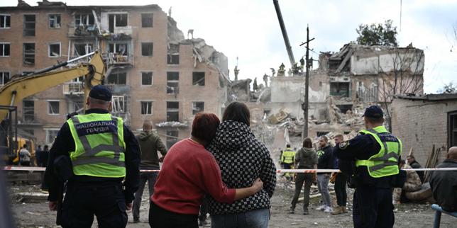 EN DIRECT, guerre en Ukraine : un lourd bilan après de nouvelles frappes russes, dont au moins 28 morts à Prylouky, dans le nord du pays