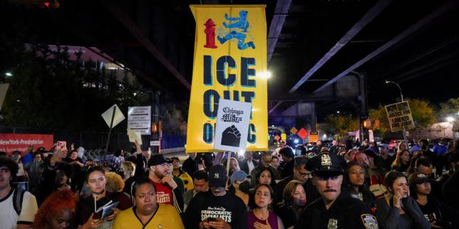New York mayor will ask Trump to withdraw ICE after shooting