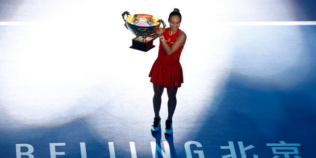 Tennis : invitée par les organisateurs, la Chinoise Zheng Qinwen remporte le WTA 1000 de Pékin