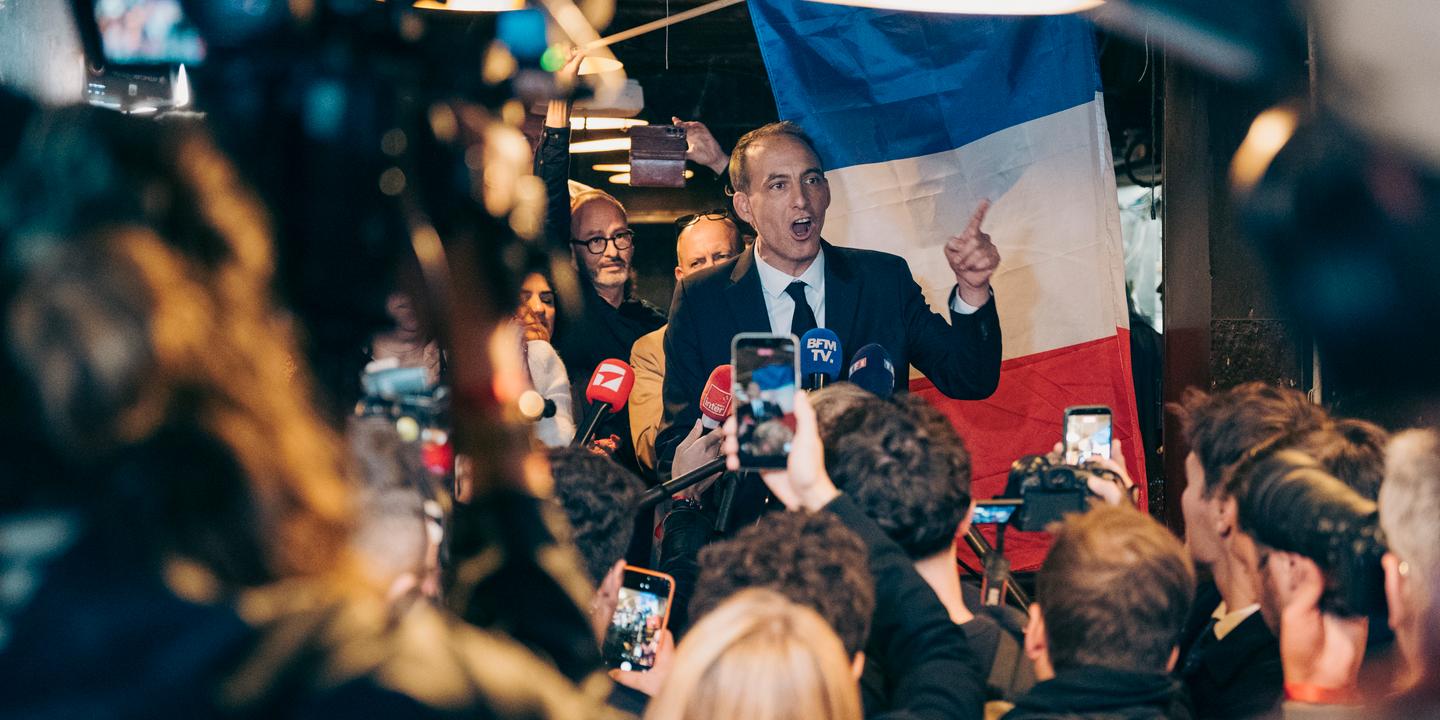 Présidentielle 2027 : Raphaël Glucksmann dénonce la « capitulation » de Marine Le Pen sur l’aide à l’Ukraine