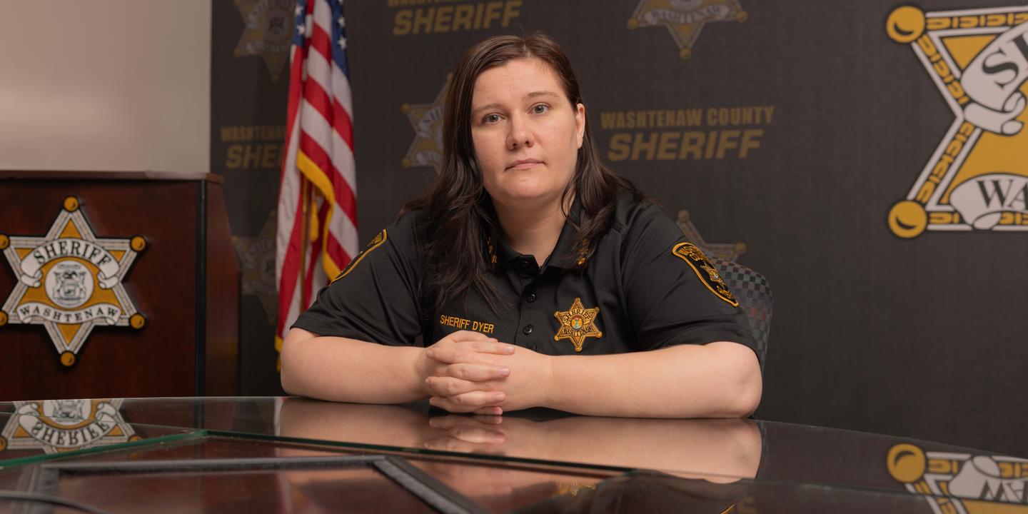 Dans le Michigan, une shérif contre Trump : « Dès que j’ai pris mes fonctions, nous avons arrêté toute coopération avec la police de l’immigration »