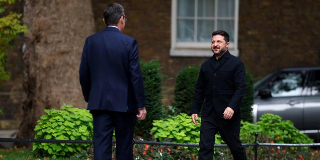 EN DIRECT, guerre en Ukraine : « Nous sommes en train de perdre un partenaire puissant », déplore Volodymyr Zelensky qui se sent « trahi » après l’accord conclu par Donald Trump sur le gazole russe