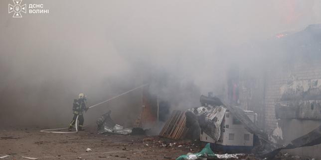 EN DIRECT, guerre en Ukraine : des frappes russes font au moins cinq morts dans plusieurs régions du pays, selon les autorités locales