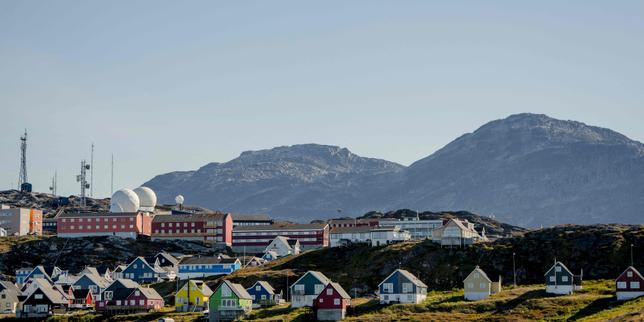 EU unveils new Arctic strategy in face of US, Russia threats