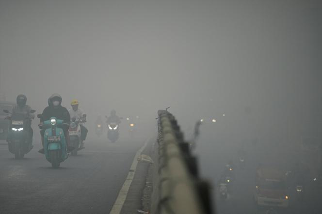 Pollution issue d’incendies de forêt enveloppant la zone de Palembang (Indonésie), le 15 octobre 2026. - ABRIANSYAH LIBERTO/REUTERS