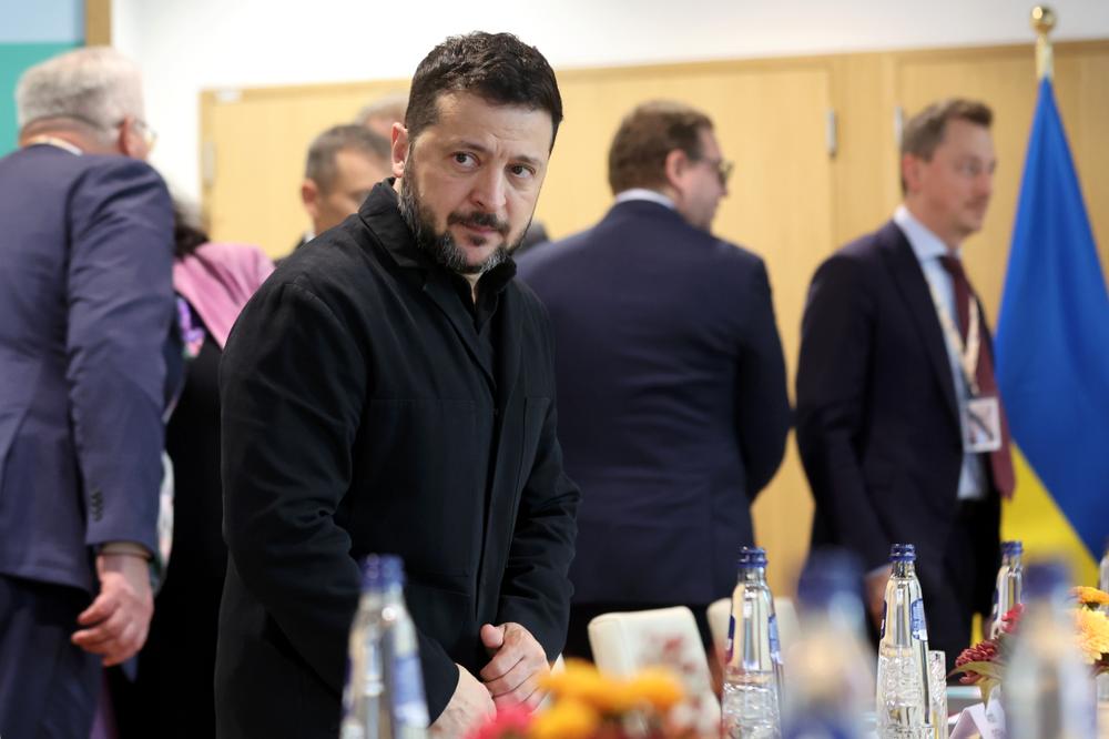 Volodymyr Zelensky, le 16 octobre 2026 à Bruxelles.  - OLIVIER HOSLET/OLIVIER HOSLET/POOL EPA VIA AP