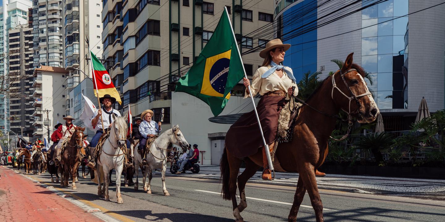 Au Brésil, la ville de Balneario Camboriu, vitrine du « rêve » bolsonariste