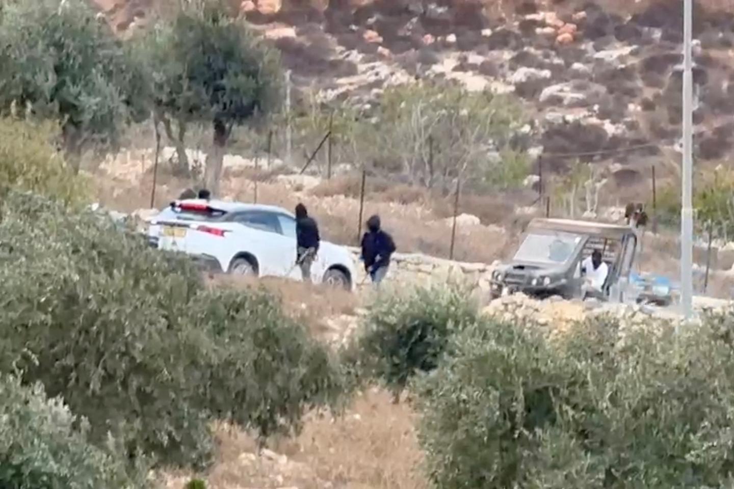 U.S. demands arrests after settlers attack European officials