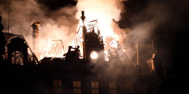Paris, Lyon, Limoges… les images des dégâts dans plusieurs villes de France après les manifestations du 17 octobre