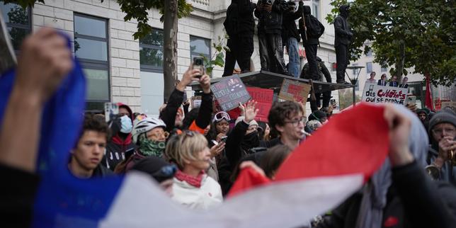 French city of Lyon bans 'all protests' on Saturday