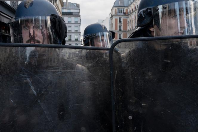 Place de Clichy, à Paris, le 17 octobre 2026. - ADRIENNE SURPRENANT/MYOP POUR « LE MONDE »