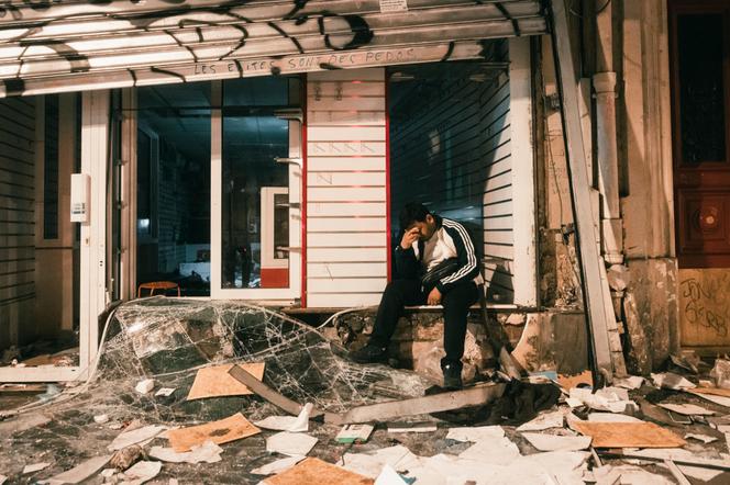 Le magasin Lyca Mobile, boulevard de Magenta, dans le 10ᵉ arrondissement de Paris, le 17 octobre 2026. - BENJAMIN CARROT POUR « LE MONDE »