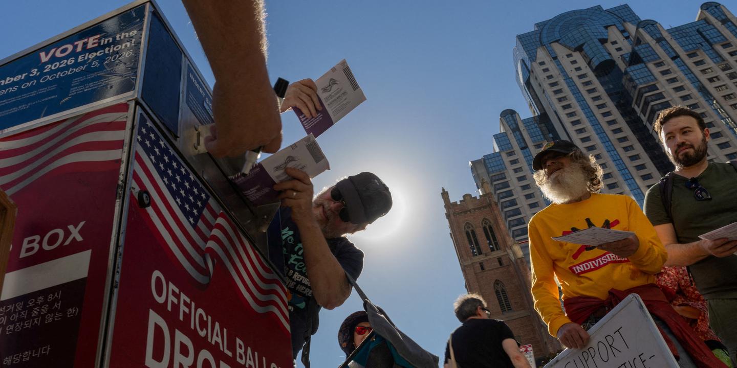 Malgré les allégations mensongères de fraude entretenues par Donald Trump, le vote anticipé dessine une forte participation aux midterms