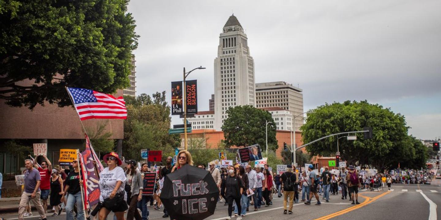 Aux Etats-Unis, dans les manifestations « No Kings », les opposants à Donald Trump entre espoir de changement et inquiétudes