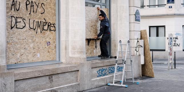 EN DIRECT, manifestations du 17 octobre : un couvre-feu instauré à Marseille pour les mineurs à partir de mardi soir ; les commerçants sinistrés auront accès à un prêt à taux zéro