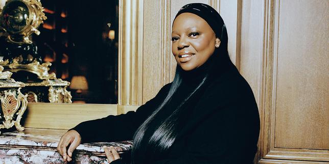 La maquilleuse Pat McGrath, indétrônable star des défilés de mode