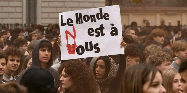 Crise du logement, de l’éducation, et du coût de la vie : les mouvements de contestation s’intensifient en Europe