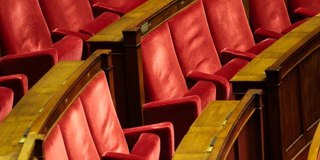Mobilisation sociale : le gouvernement et les députés s’opposent sur l’ouverture de l’Assemblée nationale les 24 et 25 octobre