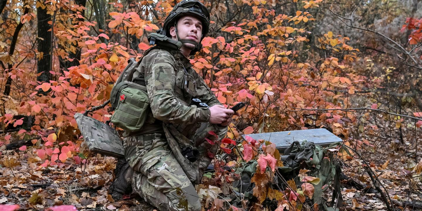Donald Trump affirme qu'Elon Musk a levé les restrictions sur le réseau Starshield en Ukraine, une amélioration contestée à Kiev