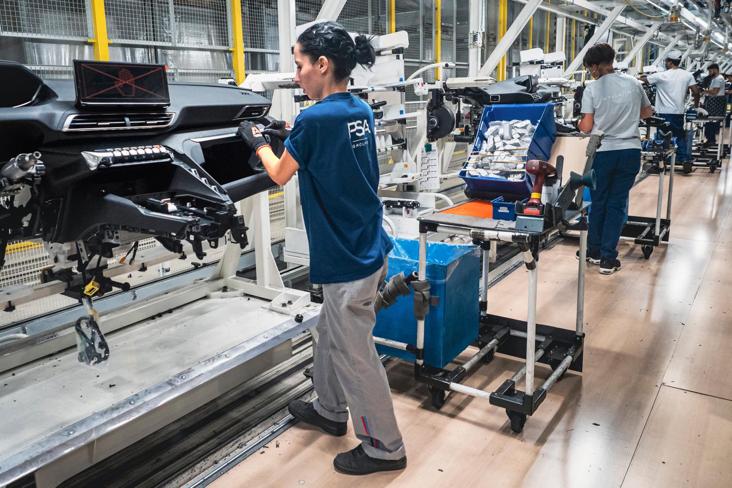 Four Stellantis plants face stoppages as concerns grow over 2027