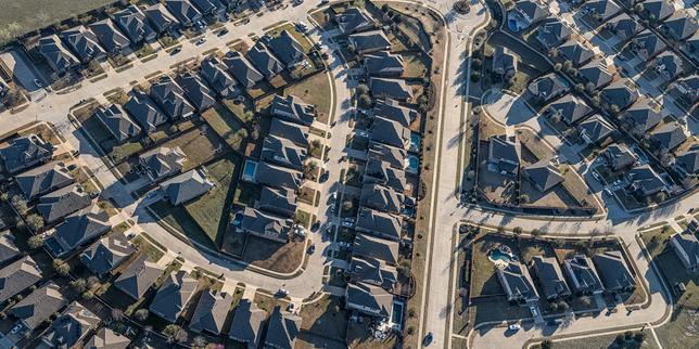 Au nord de Dallas, l’Amérique de l’hypercroissance pavillonnaire : « Notre ville est passée de 8 000 à 80 000 habitants en dix ans »