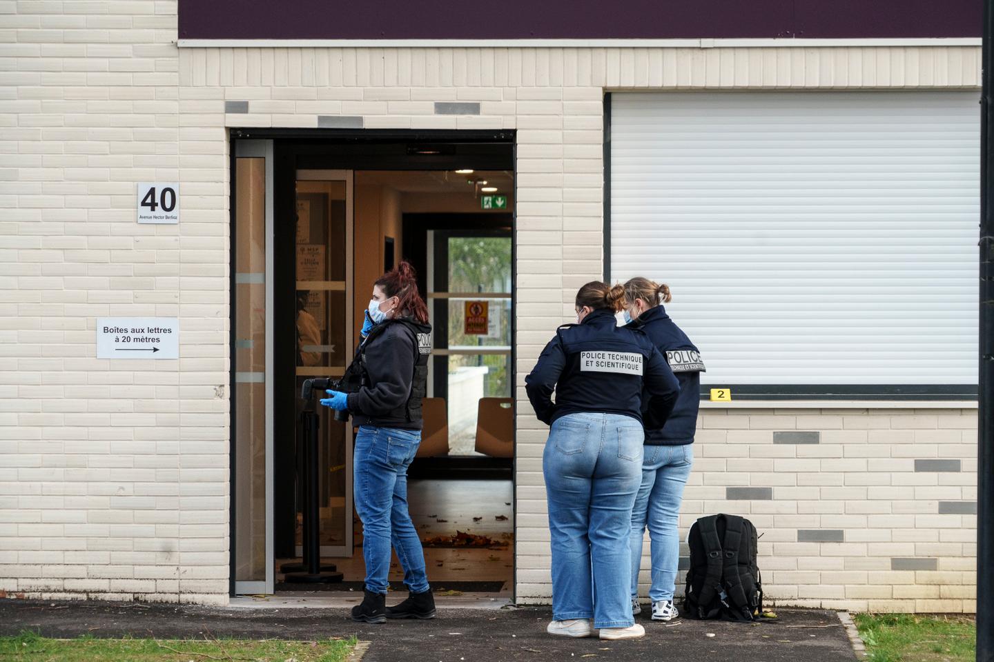 Le suspect de la fusillade raciste à Trappes a déclaré vouloir venger les commerçants cambriolés, ciblant des personnes en fonction de leur couleur de peau