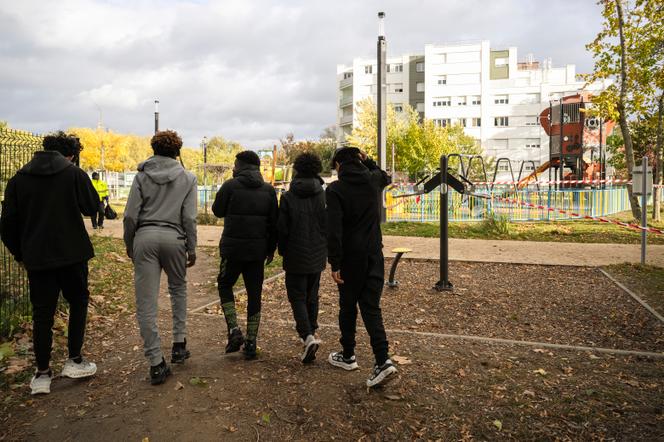 Louis-Pergaud Square, where Pengo Bossio Wangi was murdered, in Trappes, on October 23, 2026. - HERVÉ LEQUEUX/HANS LUCAS FOR LE MONDE