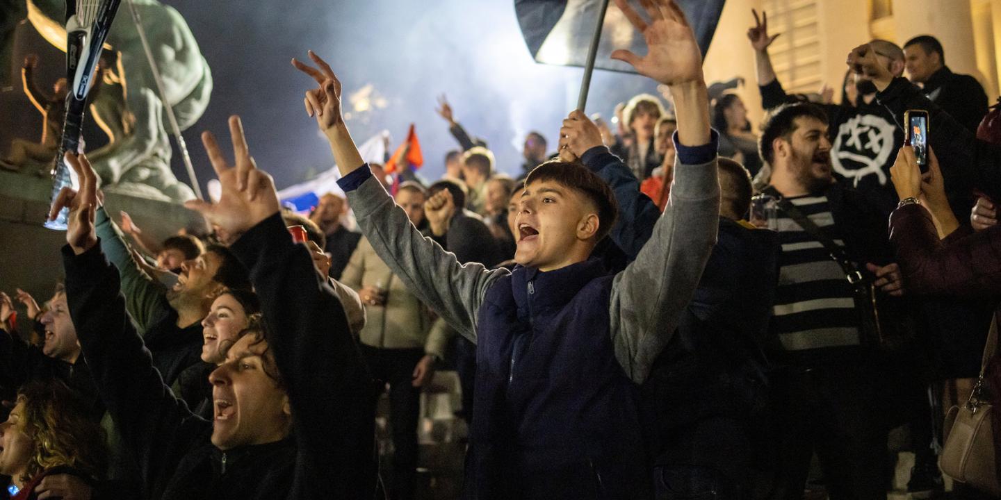 En Serbie, le mouvement des étudiants remporte les législatives face au dirigeant populiste Aleksandar Vucic