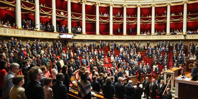 Attentat raciste de Trappes : les députés ont observé une minute de silence