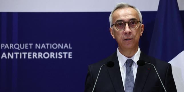 Attentat raciste de Trappes : Kévin T., mis en examen pour assassinat et tentatives d’assassinat terroriste, a reconnu avoir ciblé des personnes « de type musulman » ou « africain »